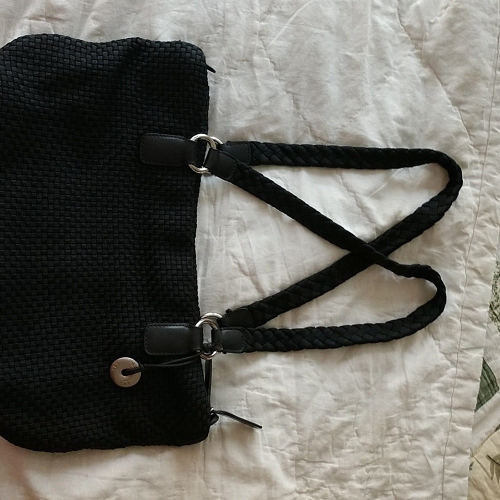 SALE The Sak shoulder bag black, like new!
